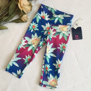 NWT Gap Girl’s Capri Sport Leggings Size 4 XS